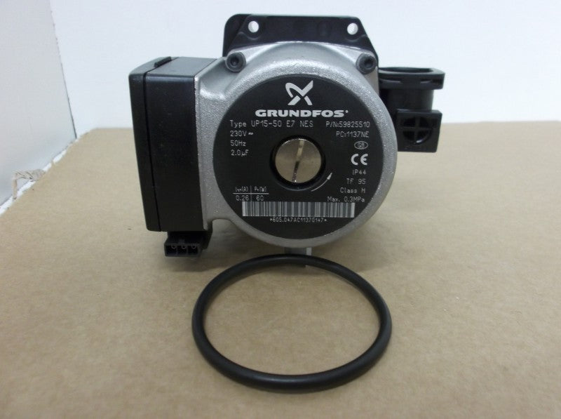 Worcester Bosch 78142 Pump Up15-50 Gb022k ***Wse Use 8738901572***