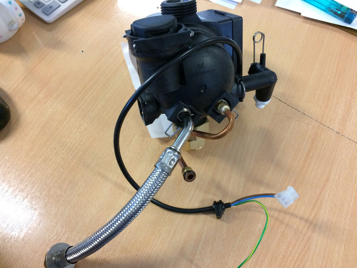 Worcester Bosch 8716119826 Pump Assy** Wse Use 8716120415**